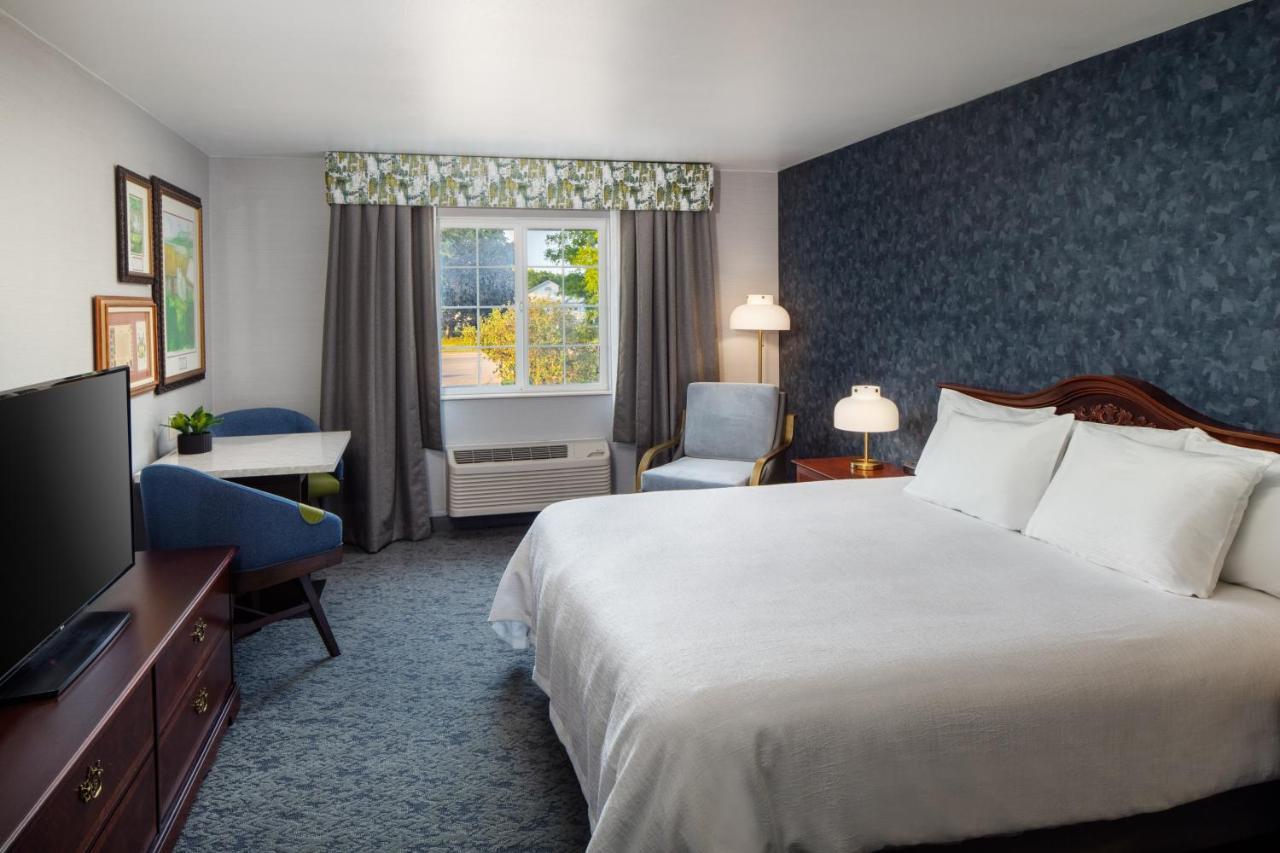 Irish Cottage Inn & Suites Galena Exteriör bild