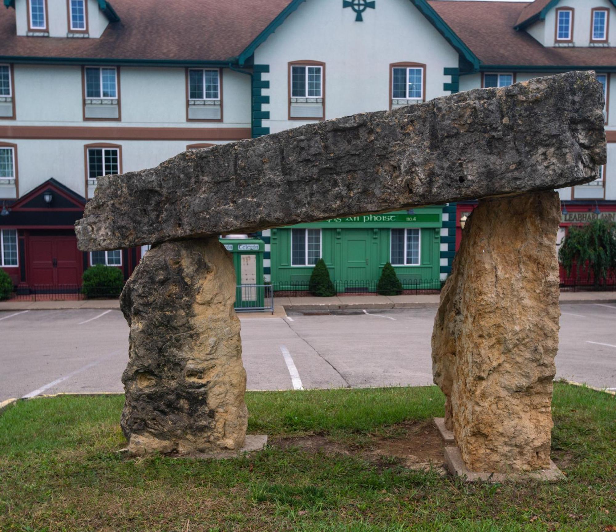 Irish Cottage Inn & Suites Galena Exteriör bild